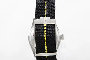 04090_watchlounge_lo.jpg