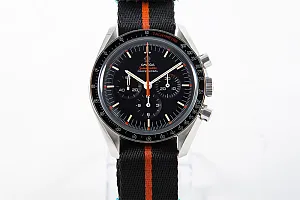 04124_watchlounge.jpg