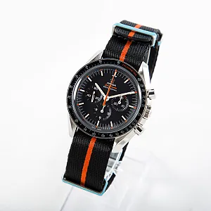 04126_watchlounge.jpg