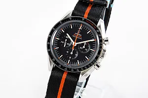 04126_watchlounge.jpg