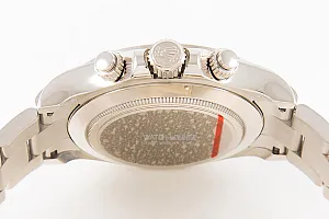 04326_watchlounge_lo.jpg