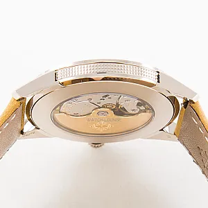 04430_watchlounge_lo.jpg
