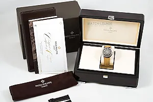 04435_watchlounge_lo.jpg