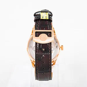 04526_watchlounge_lo.jpg