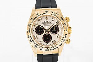 04530_watchlounge_lo.jpg