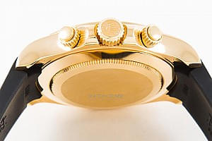 04533_watchlounge_lo.jpg