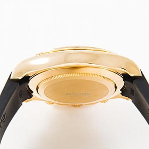 04534_watchlounge_lo.jpg