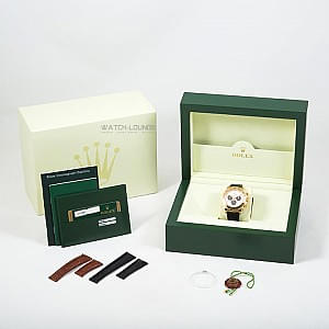 04540_watchlounge_lo.jpg