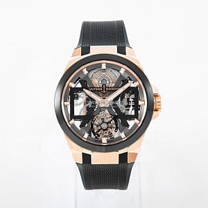 04554_watchlounge_lo.jpg