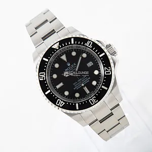 04624_watchlounge_lo_1.jpg