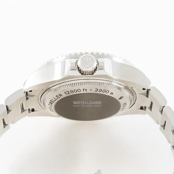 04628_watchlounge_lo_2.jpg
