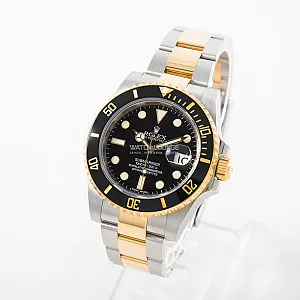 04677_watchlounge_lo.jpg