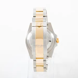04681_watchlounge_lo.jpg