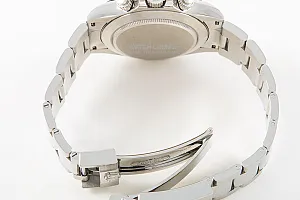 04723_watchlounge_lo_1.jpg