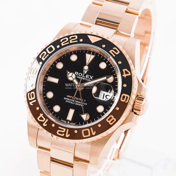 04758_watchlounge_lo_1.jpg