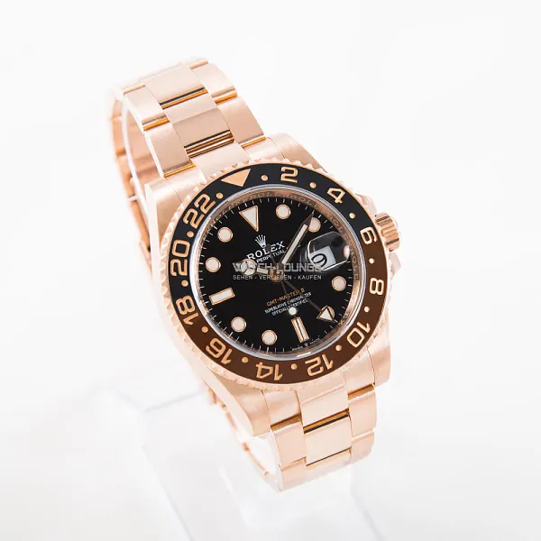 04761_watchlounge_lo.jpg