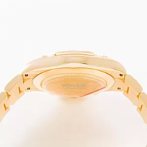04807_watchlounge_lo_2.jpg