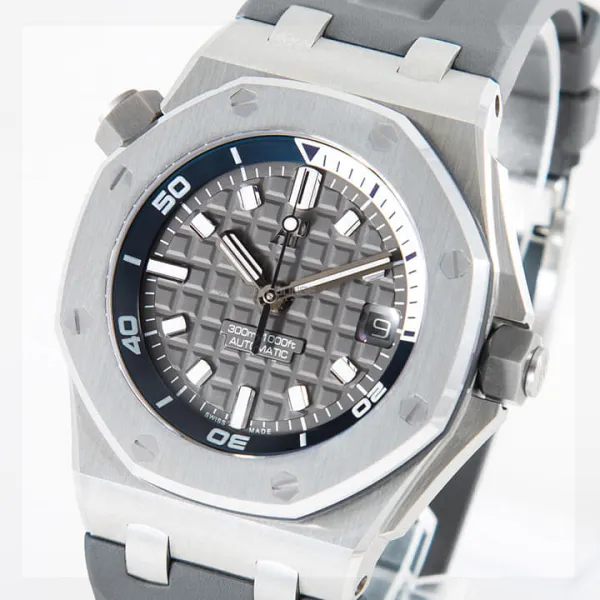 05053_watchlounge_lo_38.jpg