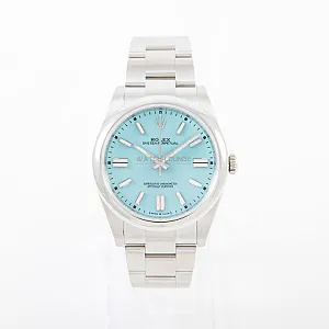 05182_watchlounge_lo.jpg