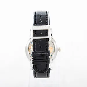 05213_watchlounge_lo.jpg
