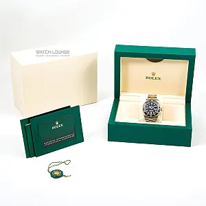 05246_watchlounge_lo_2.jpg