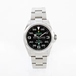 05290_watchlounge_lo.jpg