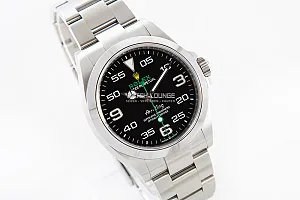 05291_watchlounge_lo.jpg