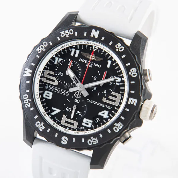 05299_watchlounge_lo_38.jpg