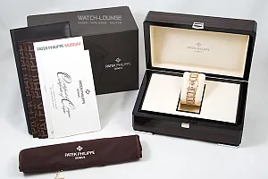05580_watchlounge_lo.jpg