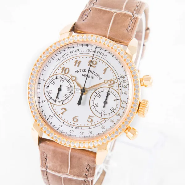 05581_watchlounge_lo_1.jpg