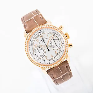 05582_watchlounge_lo.jpg