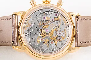 05588_watchlounge_lo.jpg