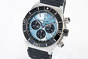 05631_watchlounge_lo.jpg
