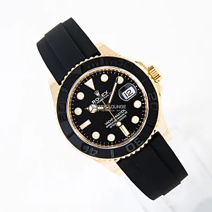 05753_watchlounge_lo.jpg
