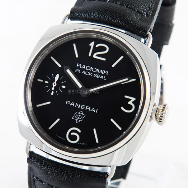05838_watchlounge_lo.jpg
