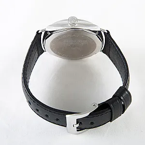 05845_watchlounge_lo.jpg