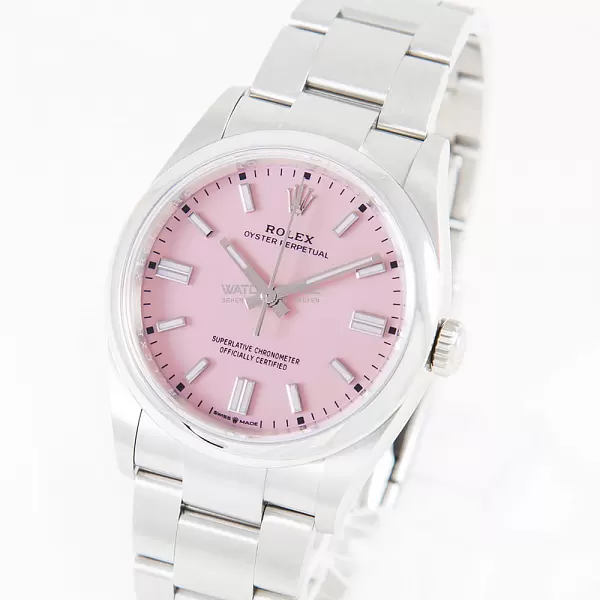 05927_watchlounge_lo_1.jpg