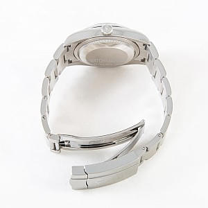 05934_watchlounge_lo.jpg