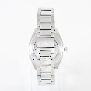 06012_watchlounge_lo_1.jpg