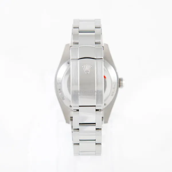 06057_watchlounge_lo.jpg