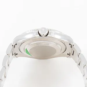 06064_watchlounge_lo.jpg