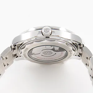 06100_watchlounge_lo.jpg