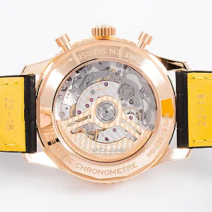 06221_watchlounge_lo.jpg