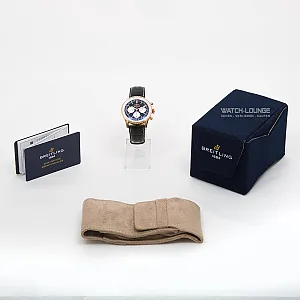 06224_watchlounge_lo.jpg