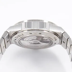06232_watchlounge_lo.jpg