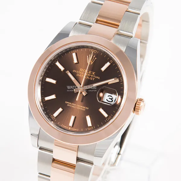 06259_watchlounge_lo_1.jpg