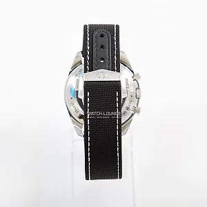 06357_watchlounge_lo.jpg