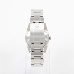 06368_watchlounge_lo.jpg