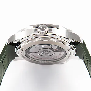 06375_watchlounge_lo.jpg