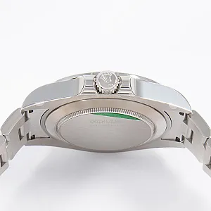 06454_watchlounge_lo.jpg